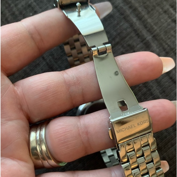 Michael Kors watch - Picture 11 of 12